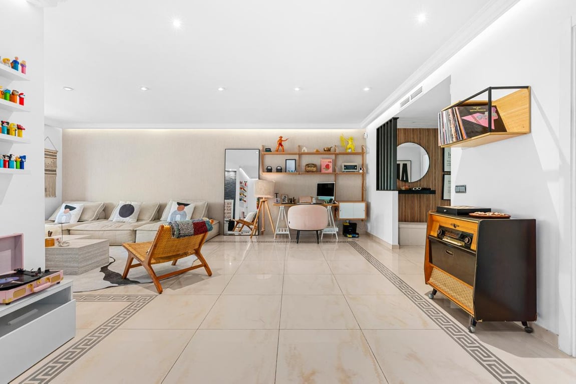 Penthouse in Lomas de la Quinta - Image 2