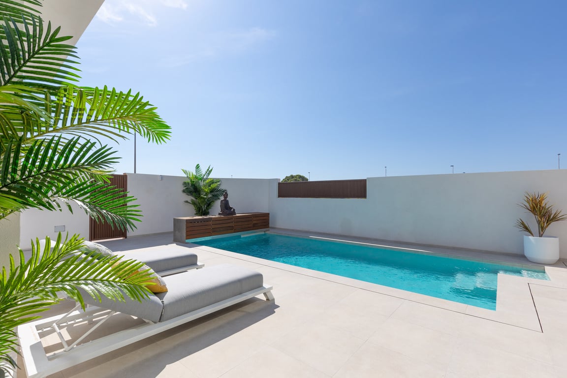 House in Los Alcazares - Image 3