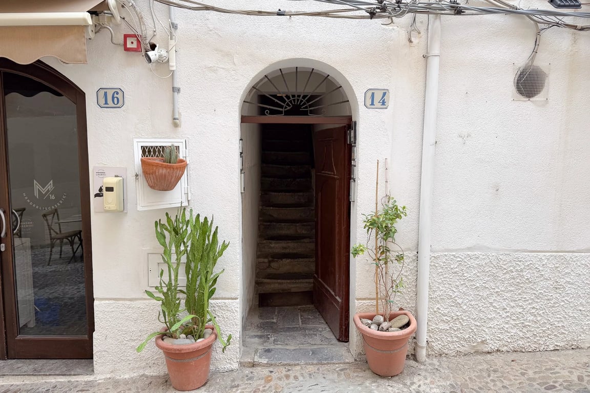 Apartment in Cefalu - Image 2