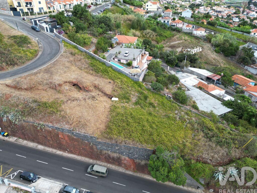 Land in Santo Antonio
