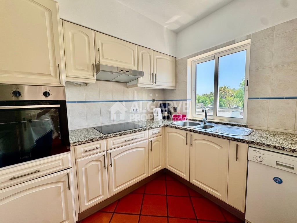 Apartment in Albufeira - Image 3