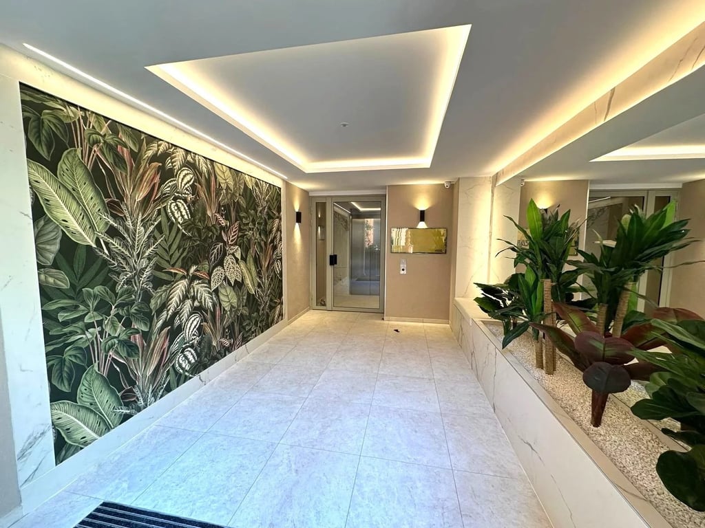 Apartment in Eze - Image 2