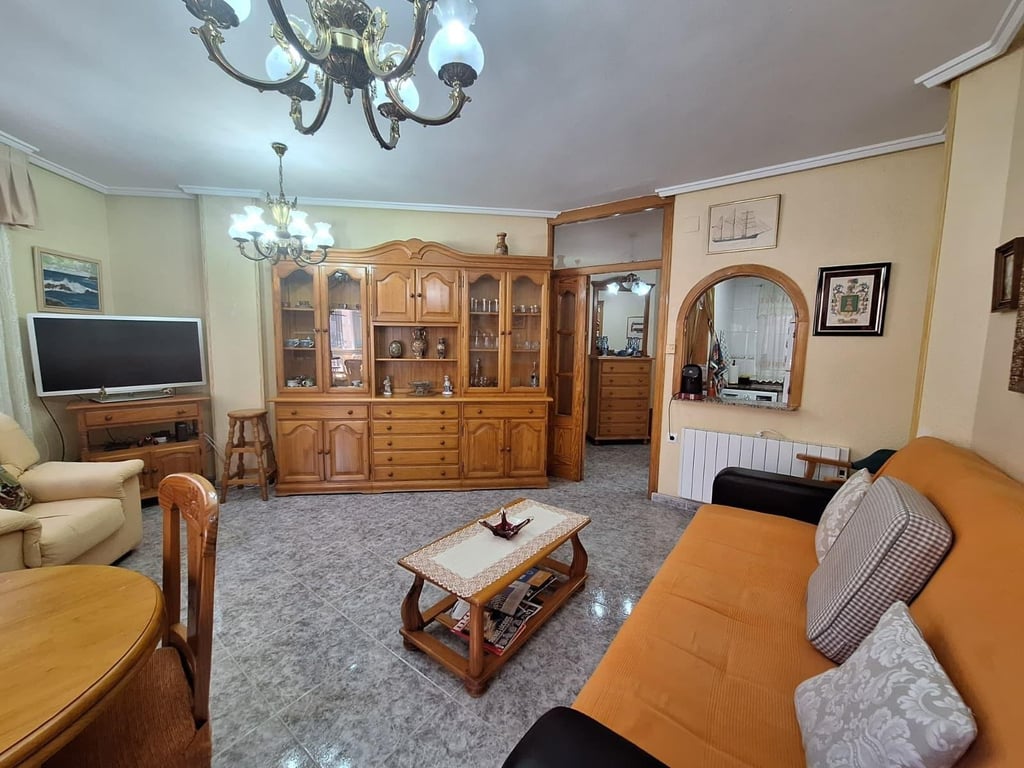 Apartment in Torrevieja - Image 3