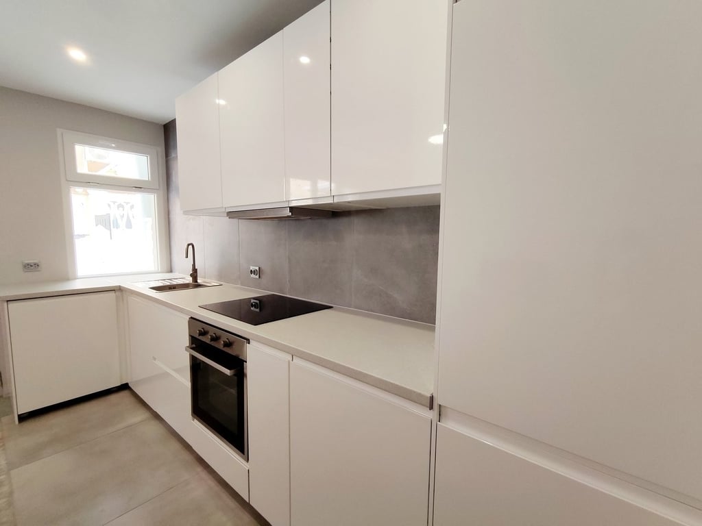 Apartment in Torrelamata - Image 3