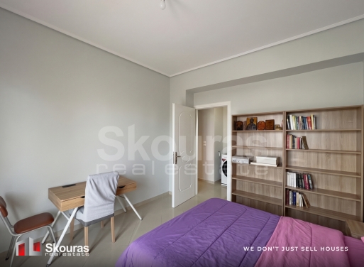 House in Nea Peramos - Image 3