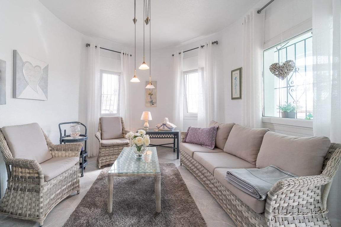Villa in Residencia los Altos - Image 3