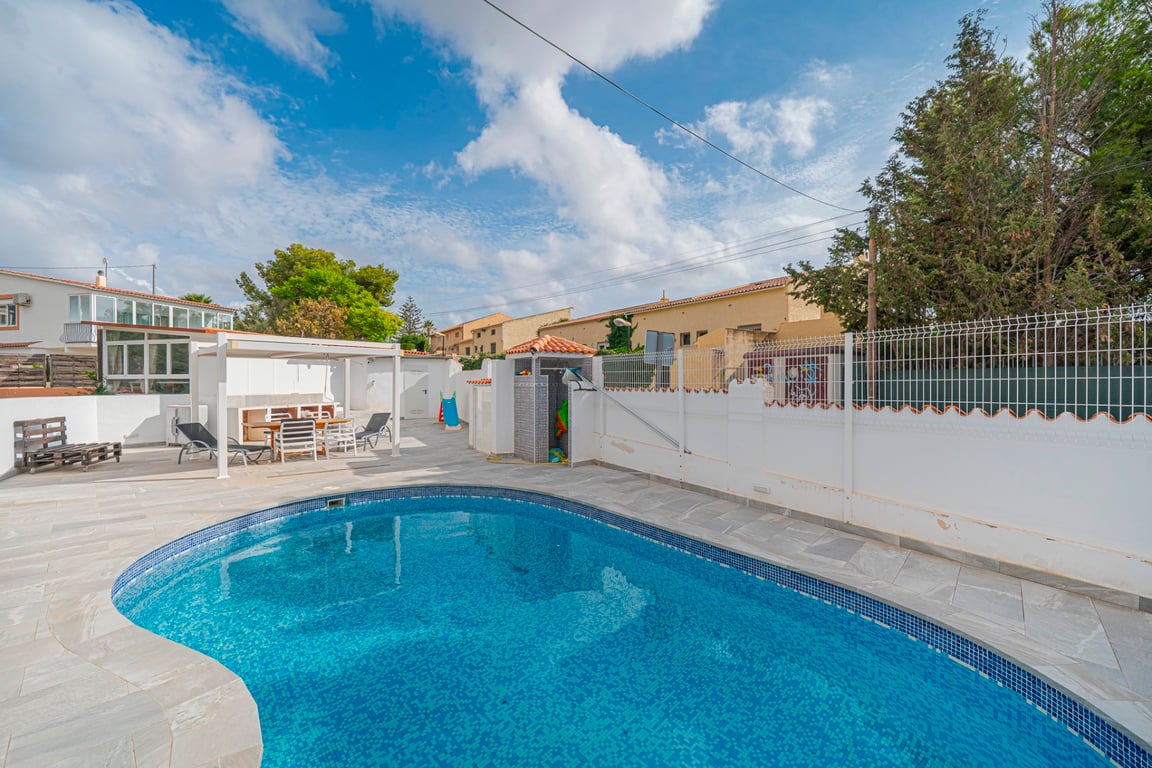 Villa in Benidorm - Image 3