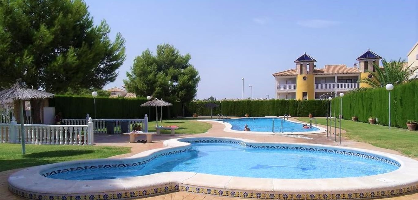 House in Villamartin - Image 2