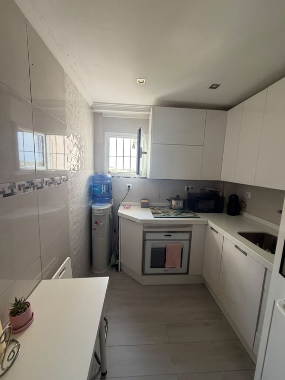 Apartment in Marbella - Image 3