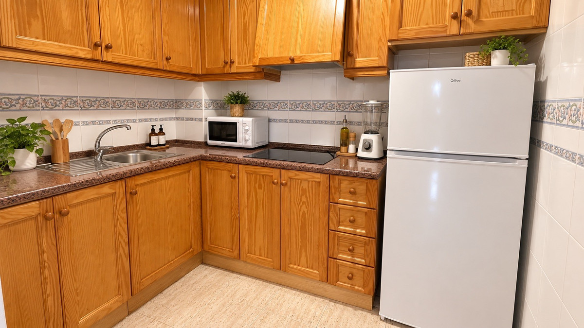 Apartment in Guardamar del Segura - Image 2