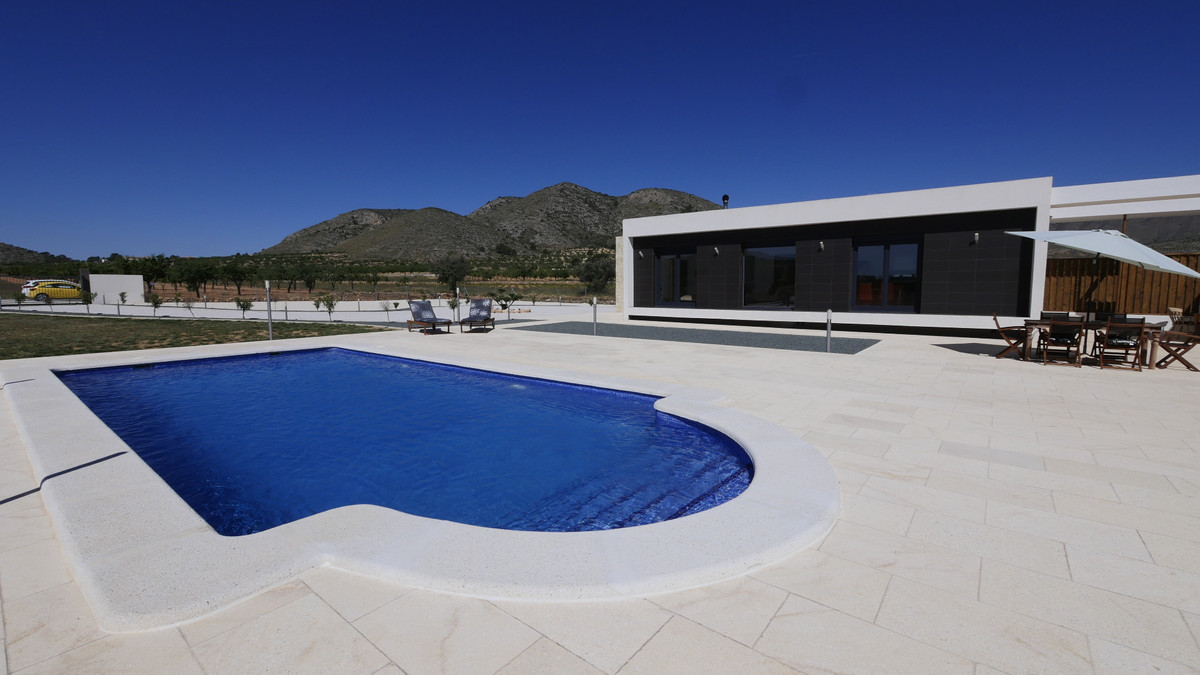 Villa in Hondon de las Nieves - Image 2