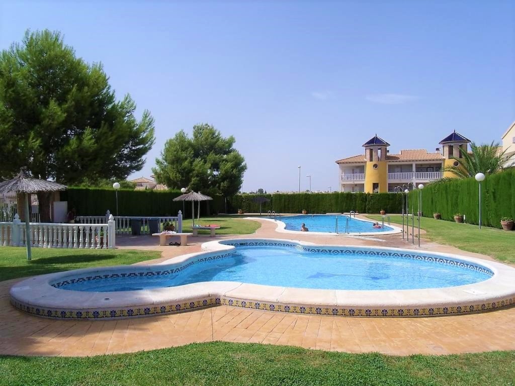 Villa in Villamartin - Image 2