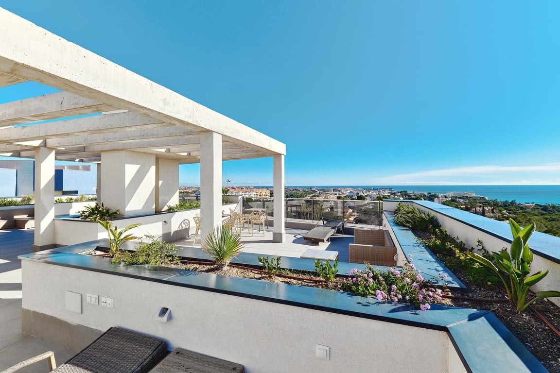 Apartment in Dehesa de Campoamor - Image 2