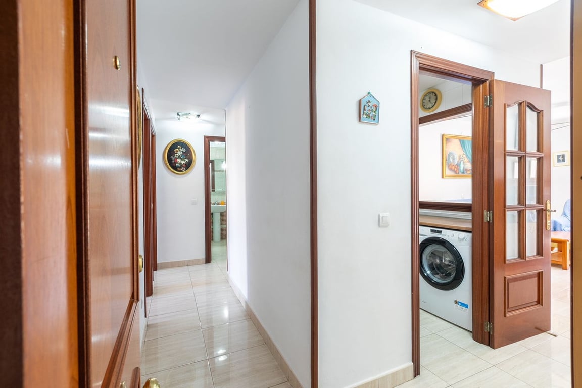 Apartment in Fuengirola - Image 2