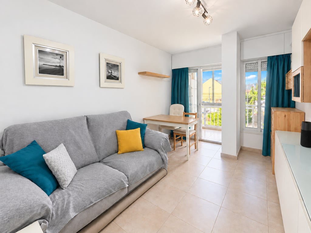 Apartment in Benalmadena - Image 2