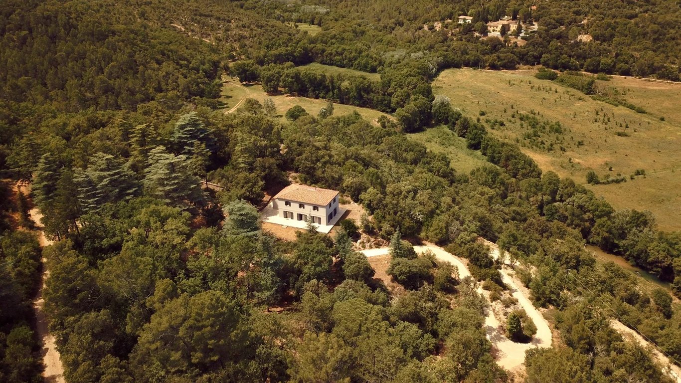 House in Chateauvert - Image 2