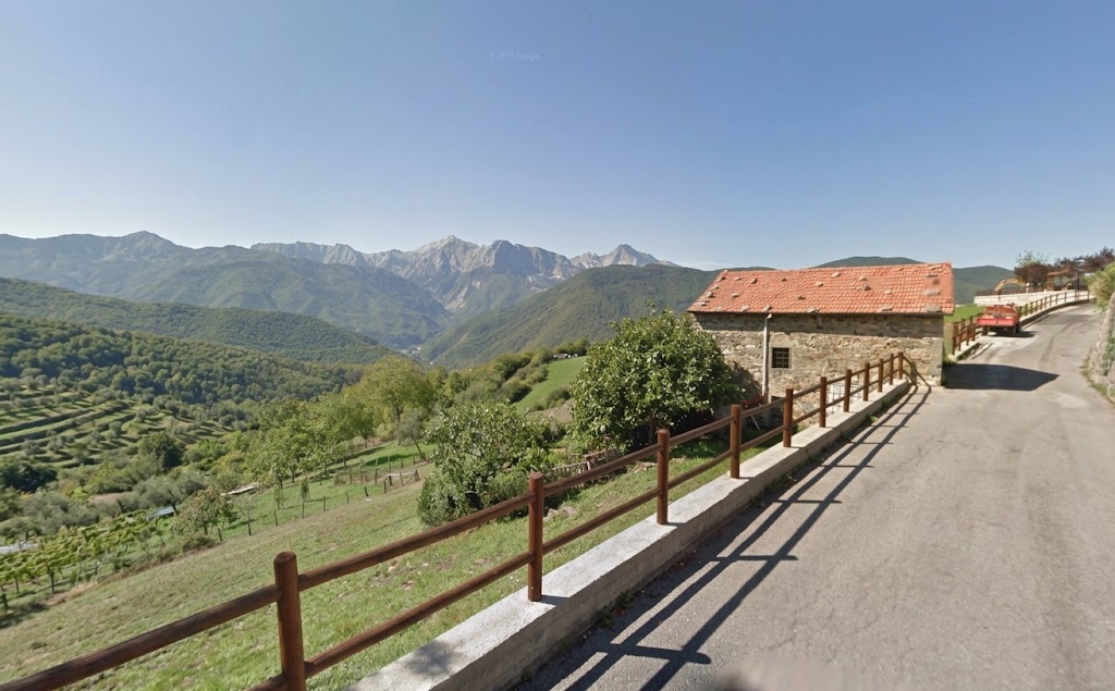 House in Careggine - Image 3