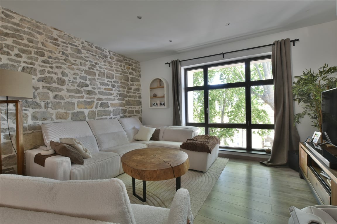 House in Clarensac - Image 2