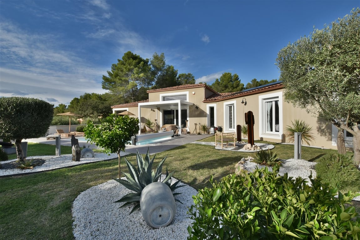 Villa in Nages-et-Solorgues - Image 3