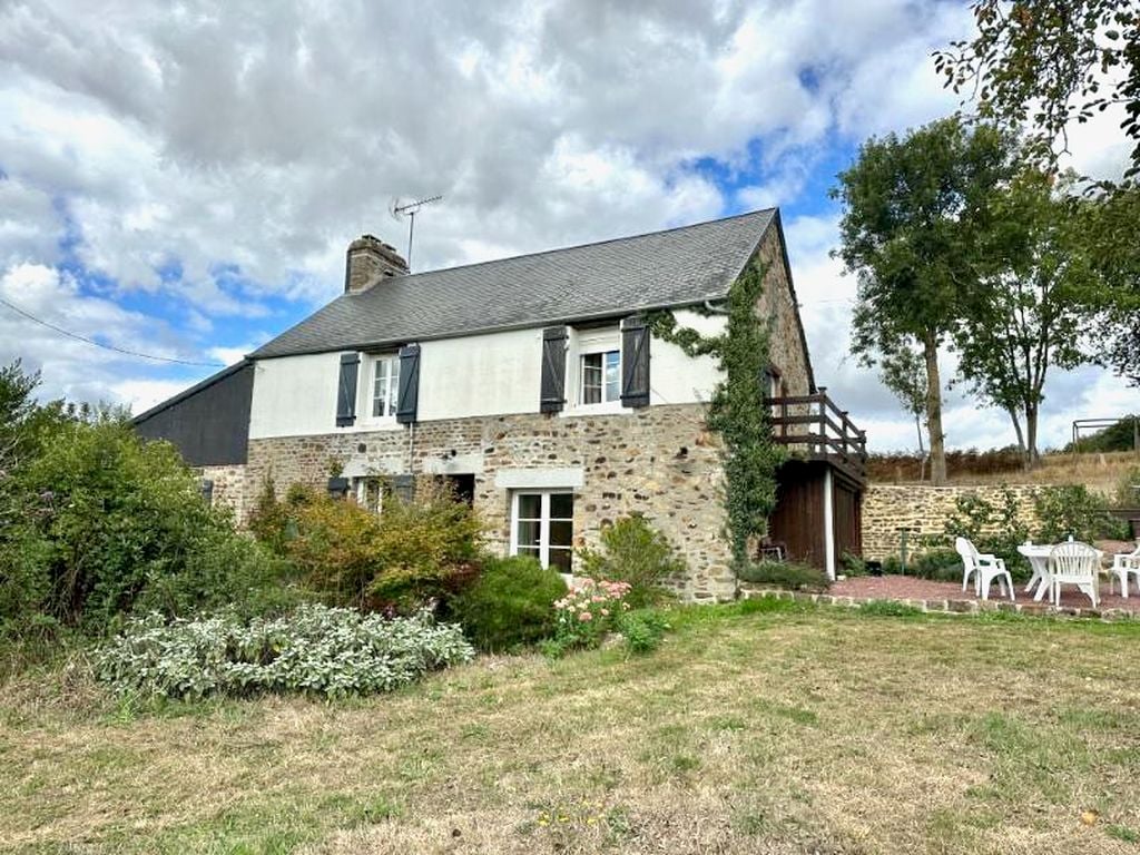House in Landelles-et-Coupigny
