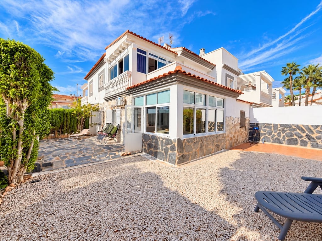 Villa in Playas de Orihuela