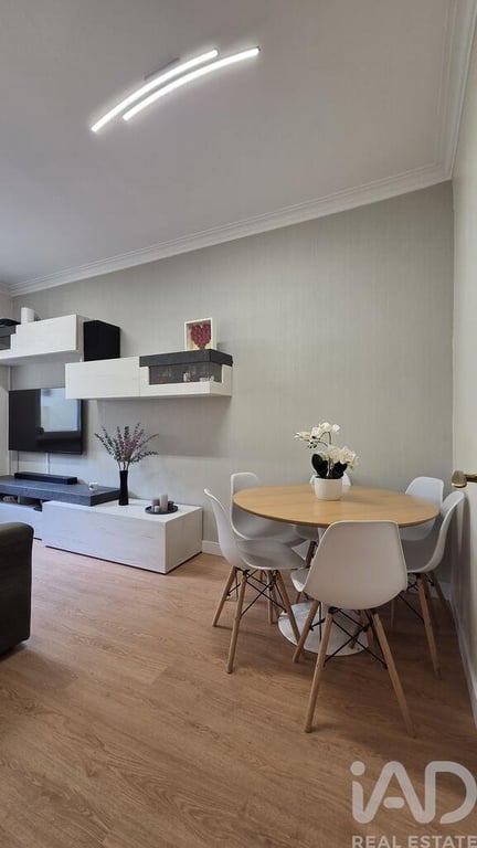 Apartment in Mina - Image 2