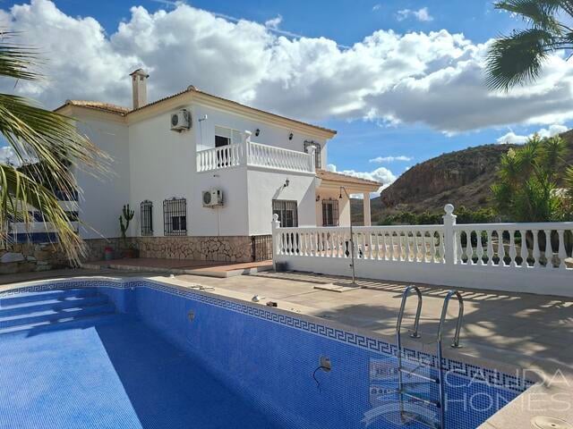Villa in Arboleas