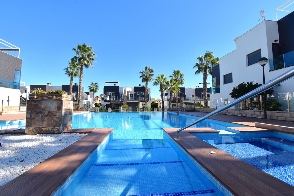House in Dehesa de Campoamor - Image 3