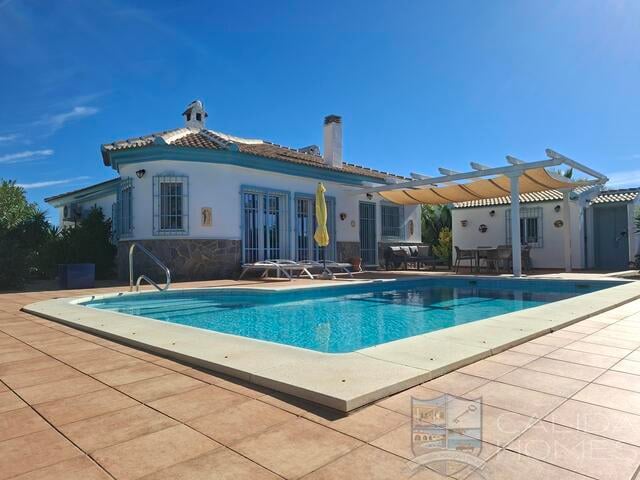 Villa in Arboleas