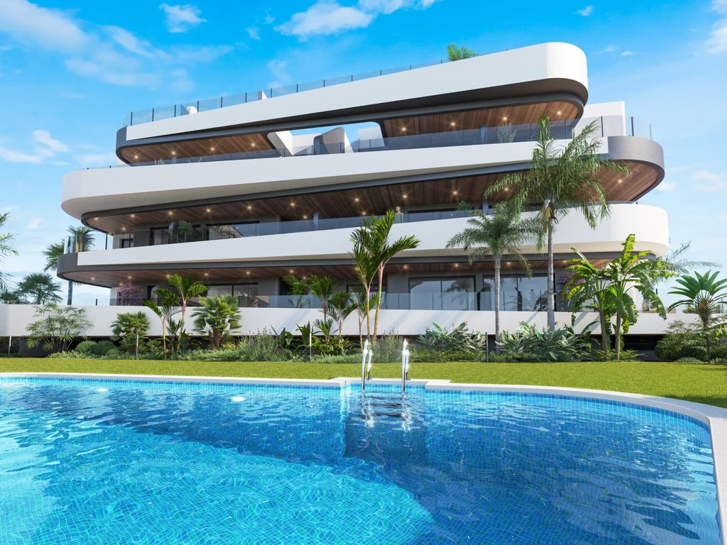 Apartment in Los Alcazares - Image 2