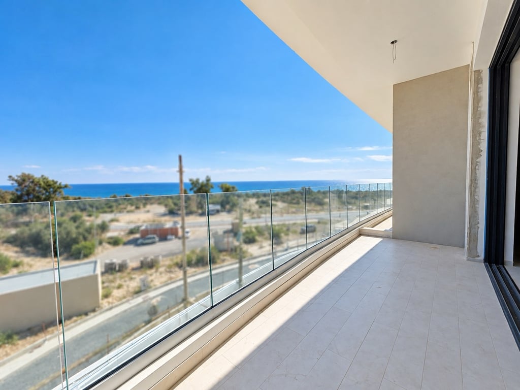 Apartment in Pyrgos - Image 2