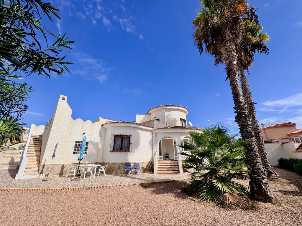Villa in Rojales