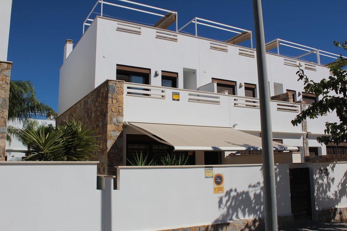 House in Torre de la Horadada - Image 2