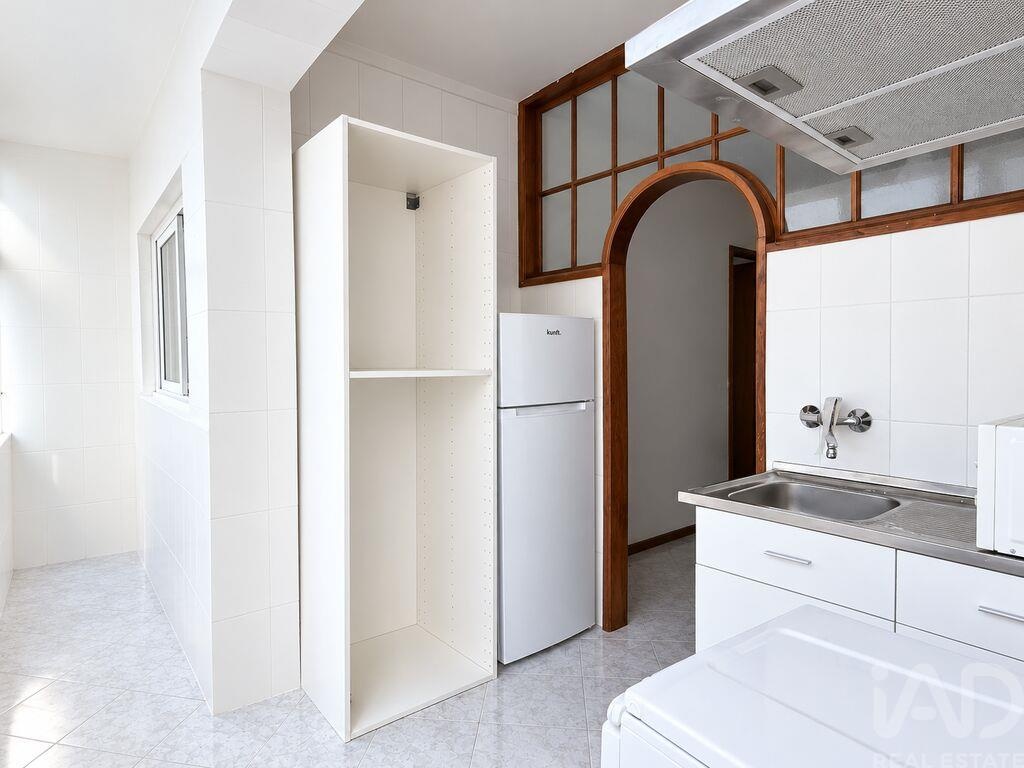 Apartment in Raza de Baixo - Image 2