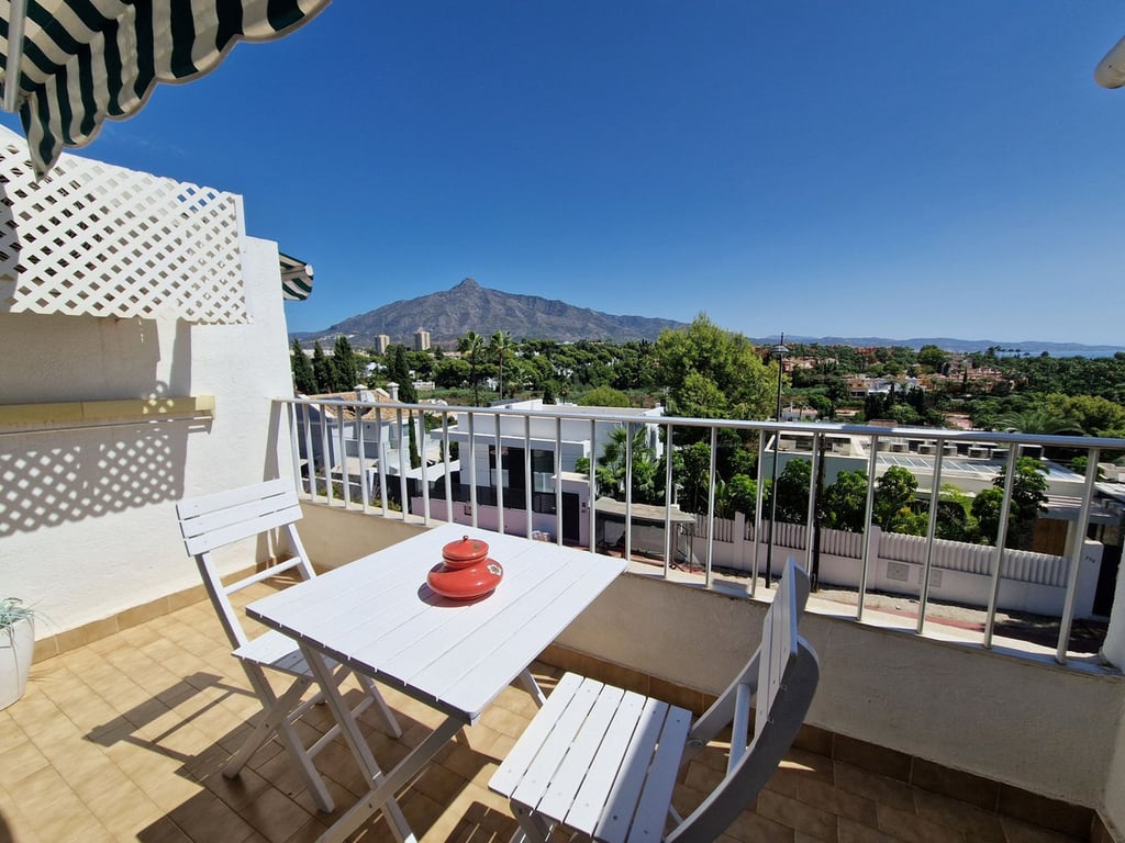 Apartment in Nueva Andalucia