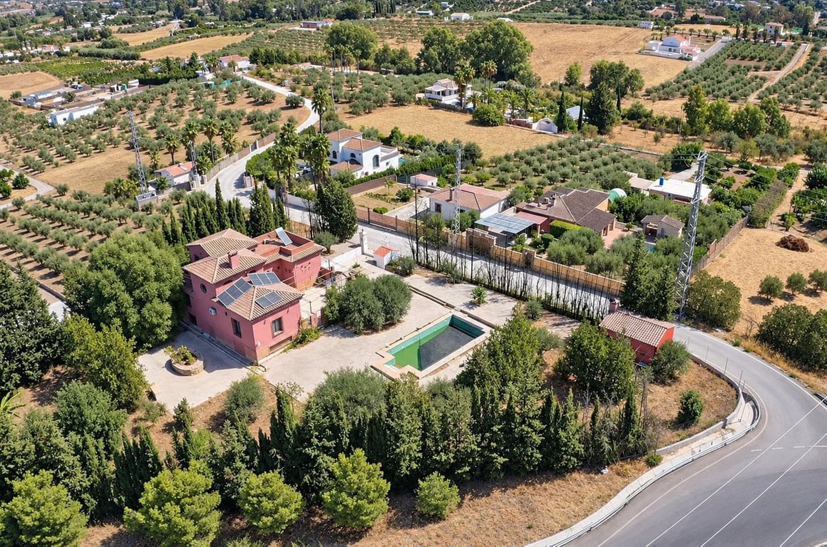 Apartment in Alhaurin el Grande - Image 3