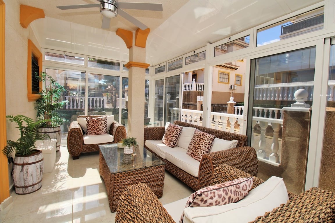 House in Villamartin - Image 3