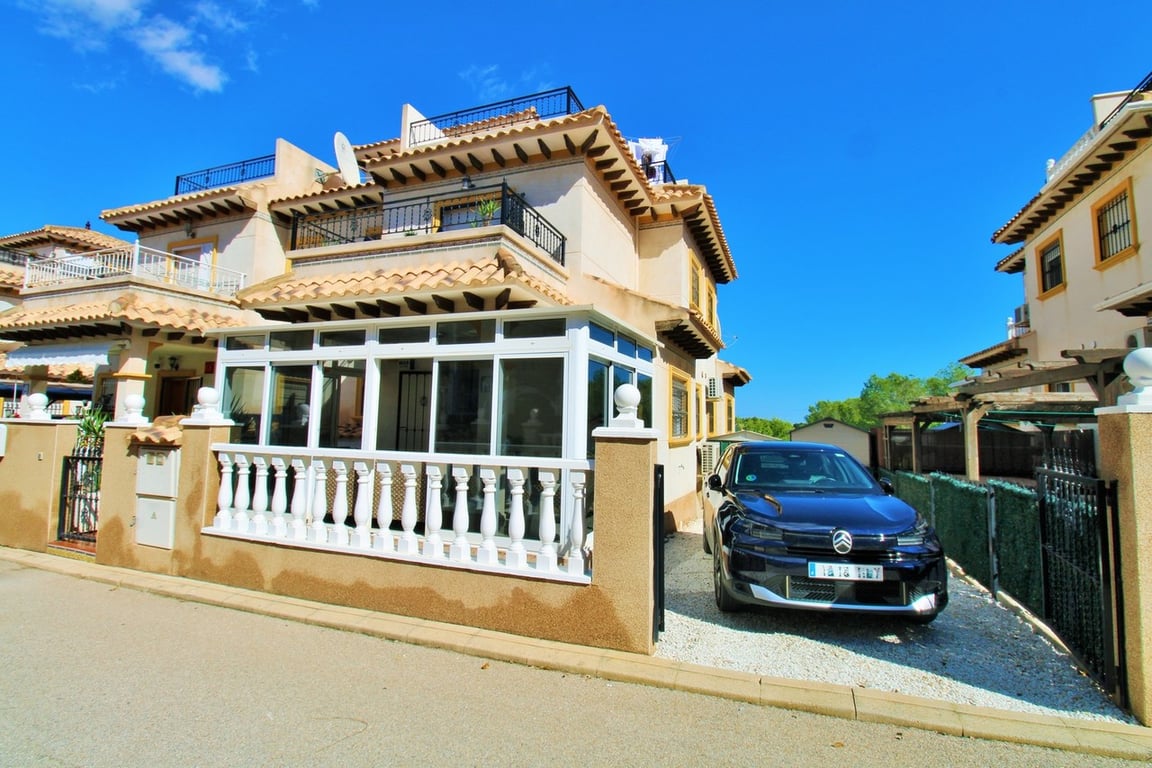 House in Villamartin