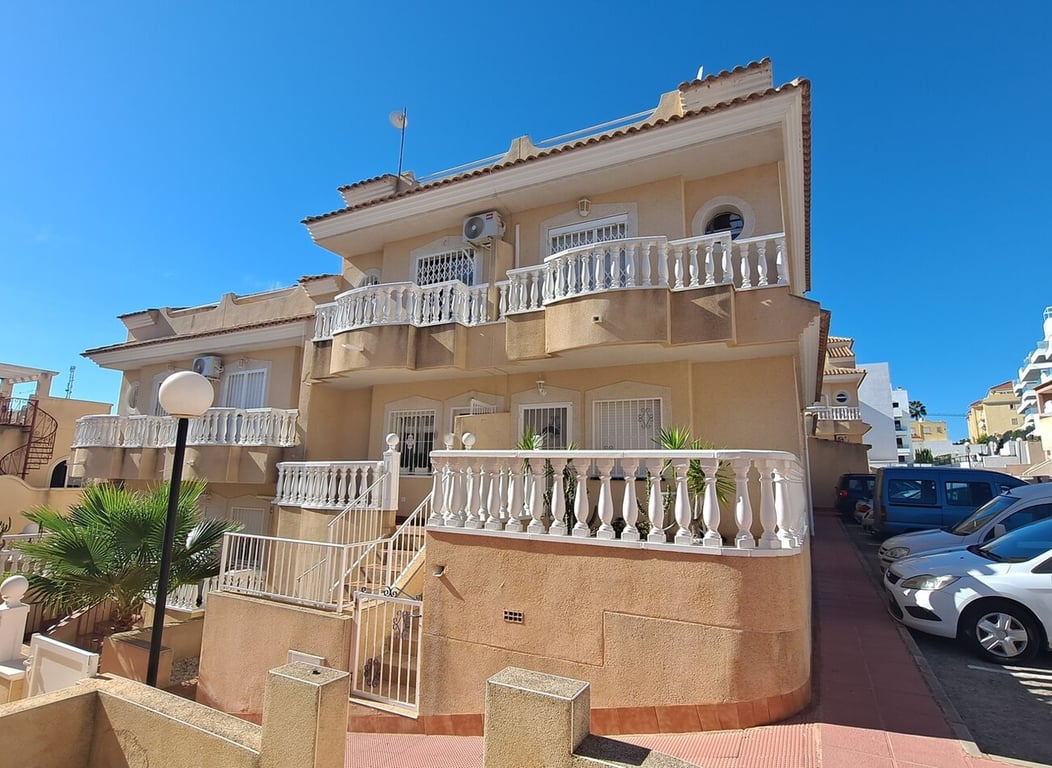 House in Villamartin