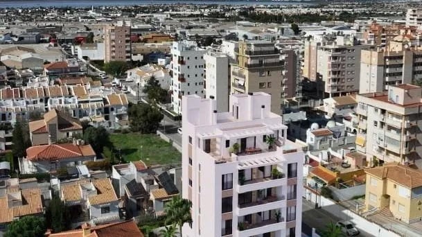 Apartment in Torrevieja - Image 3