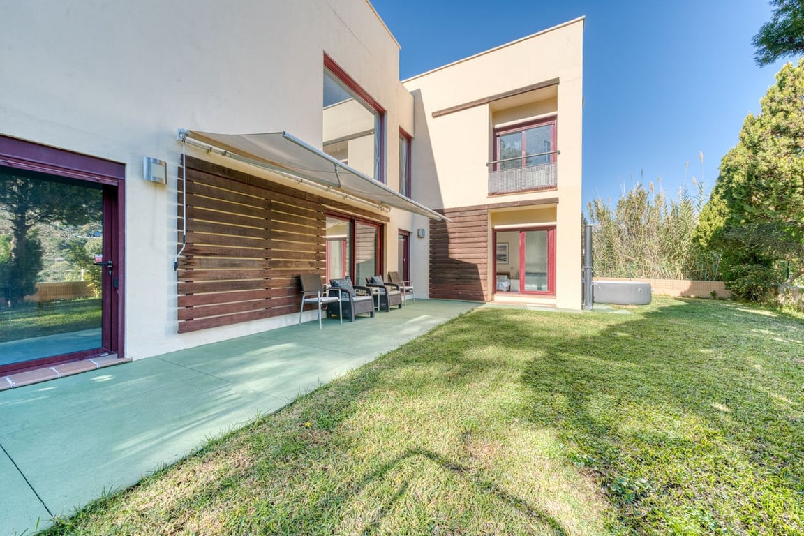 Villa in Benahavis - Image 2