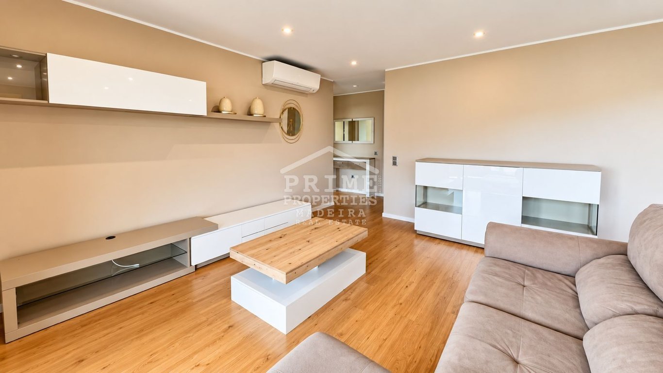 Apartment in Funchal - Image 3