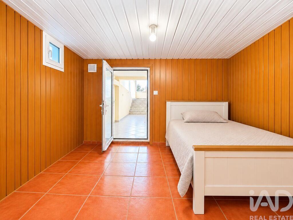House in Sao Pedro de Veiga de Lila - Image 3