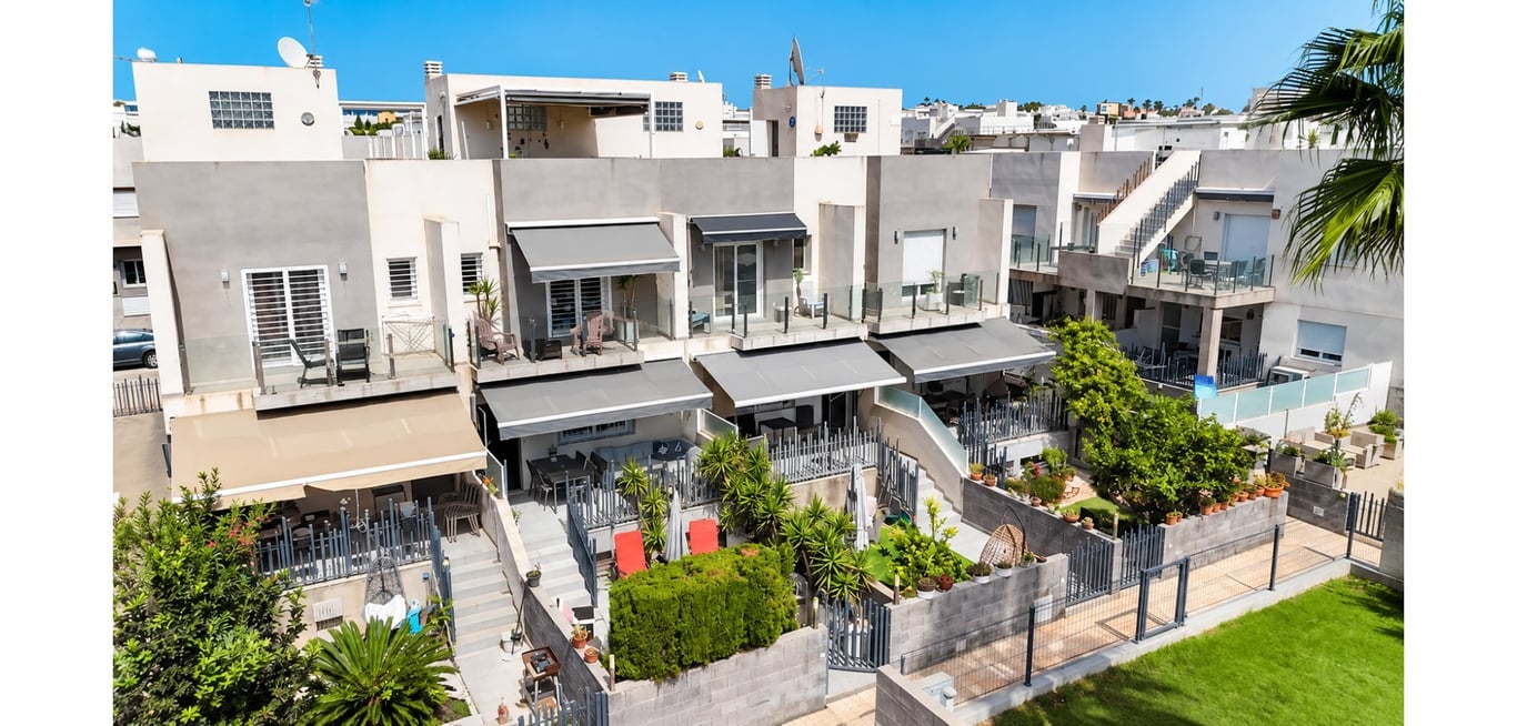 House in Torrevieja - Image 2
