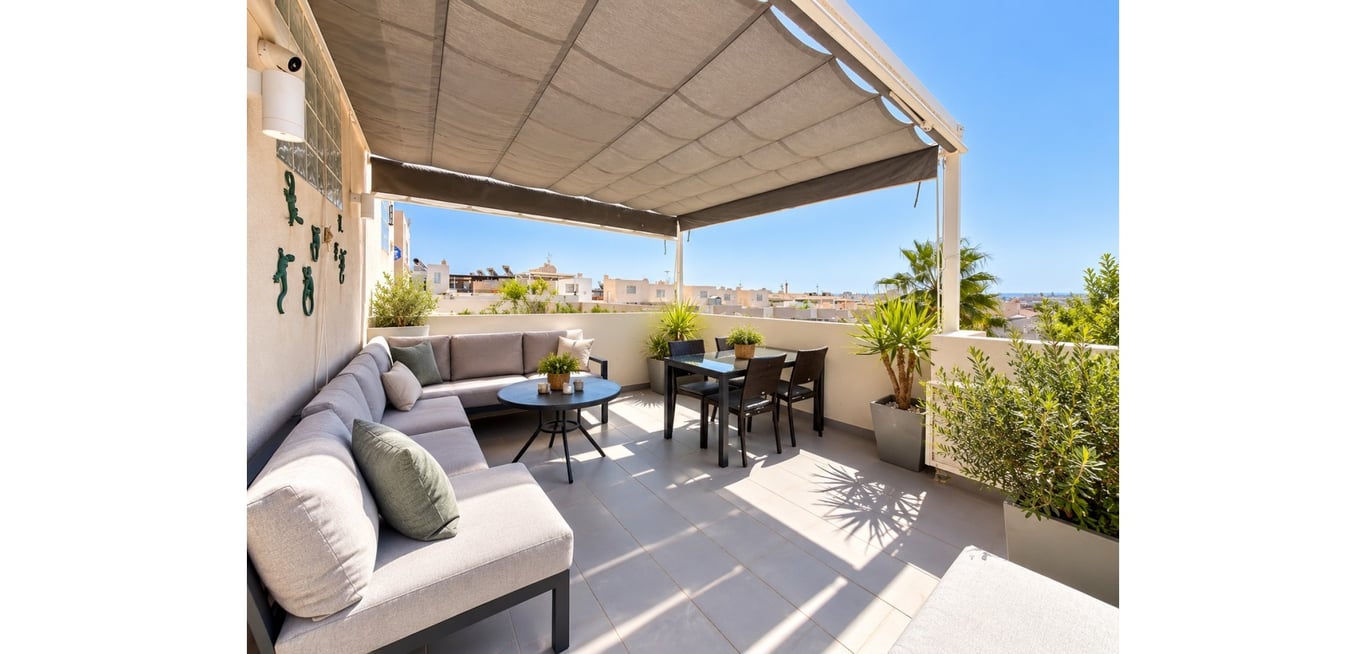 House in Torrevieja - Image 3