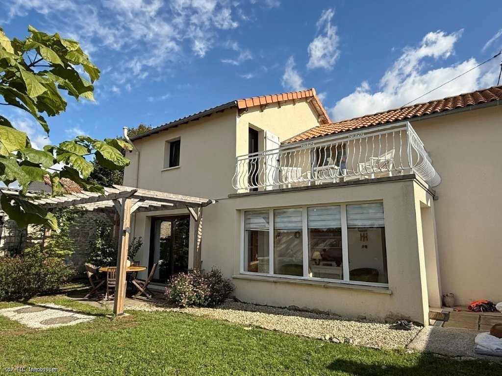 House in Villefagnan - Image 2