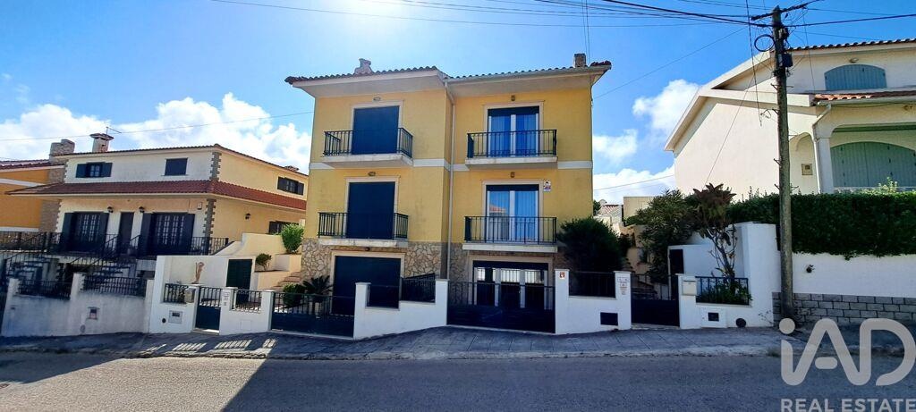 House in Lourinha - Image 3