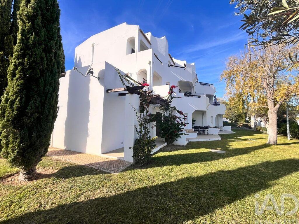 Apartment in Oura