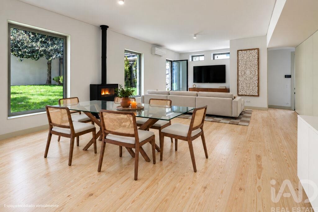 House in Campanha - Image 3