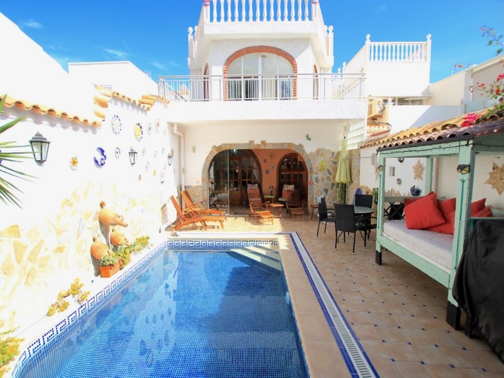 Villa in La Zenia - Image 3